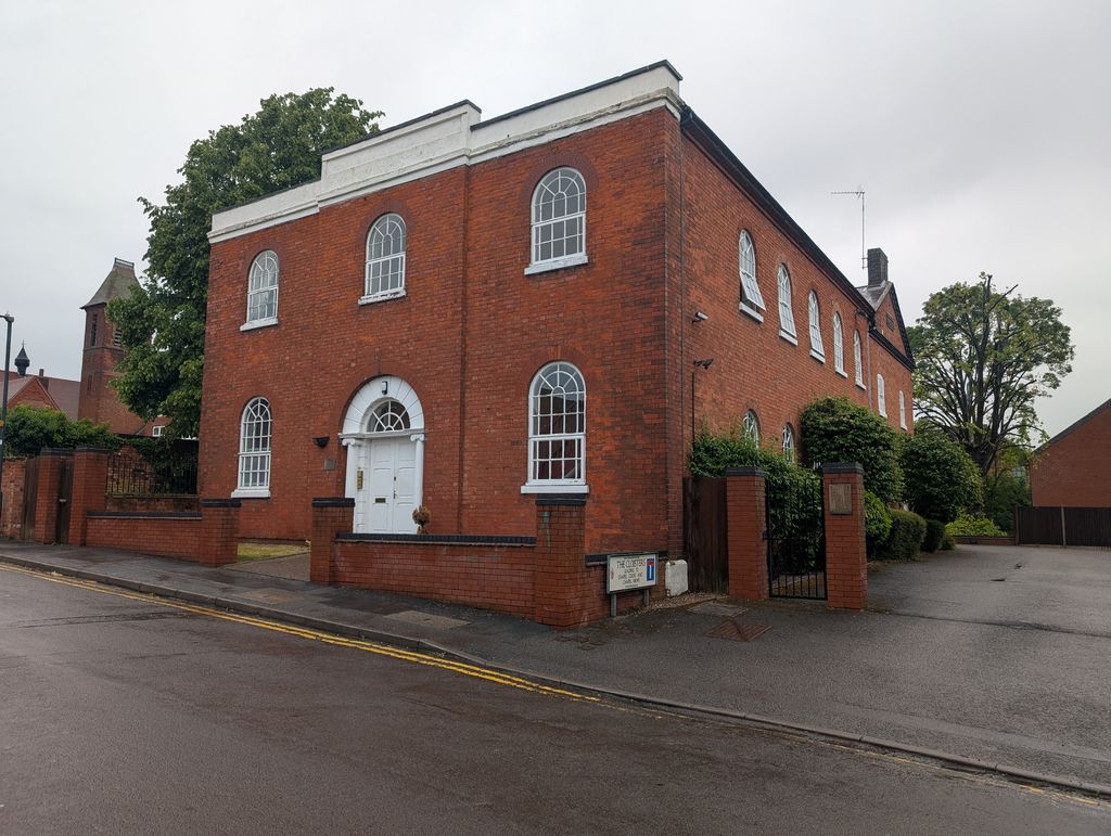 Main Image
